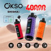 Immagine promozionale per gli Okso Shisha Disposable Vapes con tre dispositivi colorati (rosso, viola e arancione) con display LED, su uno sfondo desertico, che mette in evidenza caratteristiche come 40.000 tiri, 36 ml di liquido, batteria da 800 mAh, coil mesh 0.6Ω, airflow regolabile e blocco bambini.