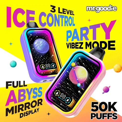 Anuncio colorido que presenta dos dispositivos de vapeo Mr. Goodie con pantallas con temática galáctica, que promocionan funciones como control de hielo de 3 niveles, modo de ambiente de fiesta, pantalla de espejo de abismo completo y 50,000 bocanadas, sobre un fondo amarillo brillante y blanco con planetas flotantes.