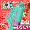 Advertentie voor de Fizzy Max Iii Vape-apparaat met een mintgroen en paars apparaat met drie smaken: watermeloenijs, aardbei, vanille-cola en gemengd fruit. Hiermee kunnen gebruikers smaken combineren voor in totaal zes opties. De achtergrond is versierd met afbeeldingen van aardbeien, vanille en cola. In vetgedrukte tekst staat 60.000 trekjes en '6 smaken in 1 apparaat'.