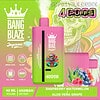 Promotionele afbeelding van een Bang Blaze Joycome wegwerpapparaatapparaat met een roze en groen ontwerp met een schedelafbeelding, en gelabeld met smaken Raspberry Watermelon en Aloë Vera -druiven, omringd door fruitillustraties en productspecificaties.