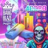 Kleurrijke promotionele afbeelding met Bang Blaze Degraagbare vape -apparaten in geel, roze en blauw met cartoonschedelillustraties, technische specificaties en levendige achtergrondafbeeldingen. Bang Blaze 40000