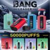 Advertentie voor Bang Leader 50000 Vape-apparaten met meerdere kleurrijke e-sigaretten met digitale displays, gemarkeerd met dubbele smaak en veelbelovende tot 50.000 trekjes, tegen een achtergrond van besneeuwd en ijzig landschap.